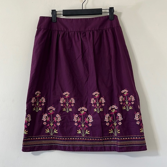 Talbots Dresses & Skirts - Talbots Purple Beaded Embroidered Pencil Skirt Size 14